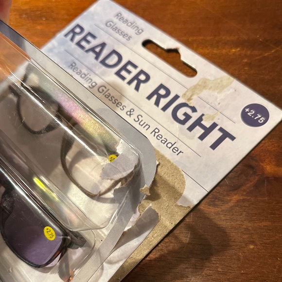 Reader Right Reading Glasses Set - Picture 7 of 7